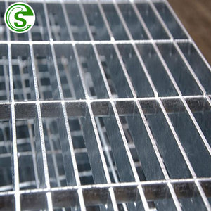 Grille en acier galvanisé à chaud ou en acier inoxydable pour couvercle de <span class=keywords><strong>drain</strong></span> extérieur - Product Image 5