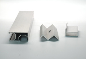 Rail de montage solaire en aluminium anodisé 4200 4350mm pour système solaire de toit - Product Image 3