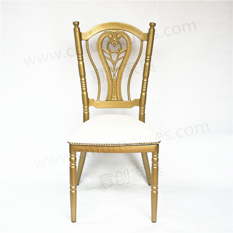 Chaise vintage : 21 modèles esprit rétro