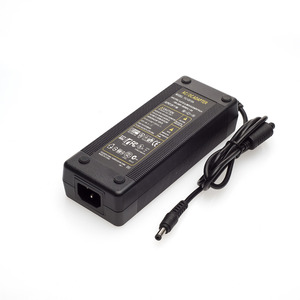 Driver LED AC 100-240V a DC 12 <span class=keywords><strong>V</strong></span> 10A alimentatore caricatore adattatore trasformatore <span class=keywords><strong>220</strong></span> <span class=keywords><strong>V</strong></span> 12 <span class=keywords><strong>V</strong></span> convettore per 5050 Led Strip Light