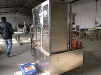 Machine de remplissage de sachets à bec verseur / Machine de remplissage et de bouchage de sachets à bec verseur / Machines de remplissage de sachets à bec verseur