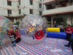 Pelota inflable <span class=keywords><strong>zorb</strong></span> para adultos, <span class=keywords><strong>precio</strong></span> de la bola zorbing, bolas <span class=keywords><strong>zorb</strong></span> económicas para la venta - Product Image 5