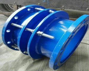 Raccord à bride fendue en acier au carbone pour les conduites d'eau, surface revêtue, certifié EN WRAS, indice de pression PN10-PN40 - Product Image 3