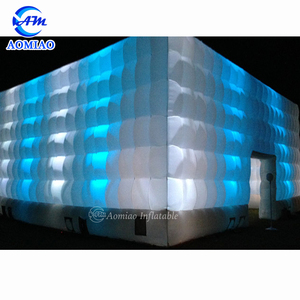 Grande tente <span class=keywords><strong>de</strong></span> camping en forme <span class=keywords><strong>de</strong></span> cabane en rondins gonflable, tente <span class=keywords><strong>de</strong></span> camping bon marché, prix d'usine à <span class=keywords><strong>vendre</strong></span> - Product Image 6