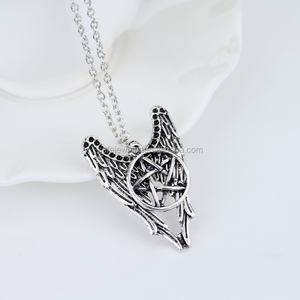 Liontin Kalung <span class=keywords><strong>Pentagram</strong></span> Sayap, Liontin Castiel Sayap <span class=keywords><strong>Pentagram</strong></span> Perak Antik Tipe Pria - Product Image 4