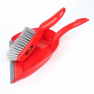 Ensemble mini balai et raclette, brosse en silicone écologique pour le nettoyage des tables, usage domestique - Product Image 5