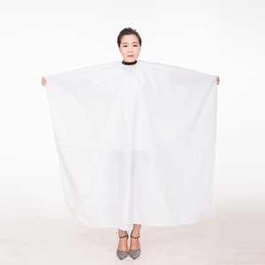 Mantella da Parrucchiere Personalizzata Vinnie, Comoda, Antistatica e Impermeabile per Saloni di Bellezza - Product Image 5