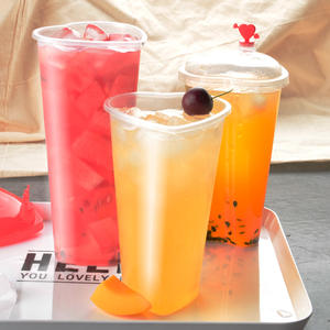 Tazza per Bubble Tea <span class=keywords><strong>a</strong></span> <span class=keywords><strong>Forma</strong></span> <span class=keywords><strong>di</strong></span> <span class=keywords><strong>Cuore</strong></span> Carina Capacità 500ml 700ml Bicchiere in Plastica PP Monouso per Bevande - Product Image 2