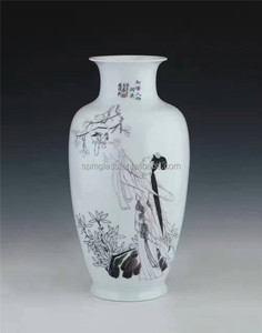 Florero <span class=keywords><strong>de</strong></span> porcelana <span class=keywords><strong>de</strong></span> hueso clásico real <span class=keywords><strong>de</strong></span> lujo al por mayor china con dibujo a mano - Product Image 1