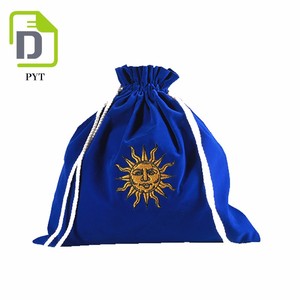 Soga retorcida Con Borla Bolsa de Cosméticos de Terciopelo Logotipo Personalizado - Product Image 4