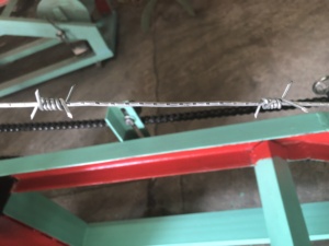 كامل تلقائي مزدوج الأسلاك/سلك واحد سلك شائك ماكينة الصانع - Product Image 5