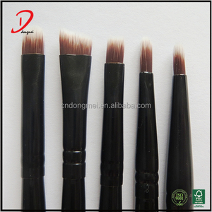 Mejor venta de mango <span class=keywords><strong>largo</strong></span> pincel de maquillaje <span class=keywords><strong>pelo</strong></span> de nylon 8 unidades set hecho en china <span class=keywords><strong>con</strong></span> mango de madera - Product Image 1