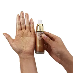 Mayorista Mini 30ml Alto Pigmento Resaltador Spray Maquillaje Ajuste Más Nuevo Impermeable Mineral OEM Brillo Cuerpo Cara Brillo Líquido