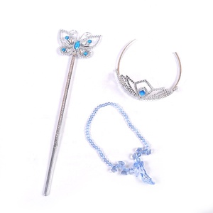 Los niños de la princesa <span class=keywords><strong>Cenicienta</strong></span>, zapatos de cristal collar <span class=keywords><strong>Cenicienta</strong></span> Tiara de plástico mariposa varita con Rubbin - Product Image 2