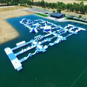 Gratis Aangepaste Opblaasbare Drijvende Water Speeltuin/Perth Lake Opblaasbare Commerciële Waterpark Fabrikant