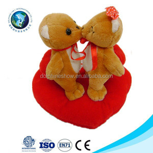 Wedding y día de san valentín pareja de osos de peluche de juguete con el corazón cojín - Product Image 1