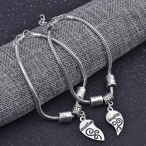 2pcs Mother and <strong>Daughter</strong> Love Broken Heart Bangle Charm Beautiful <strong>Bracelets</strong> - Product Image 3