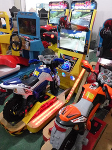 NQR-A01 enfants voiture de course simulateur de conduite TT moteur jouer jeux de course de voiture pour la zone de jeu - Product Image 4