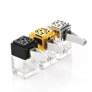 Desain baru 8ml kaca persegi parfum mobil ventilasi Diffuser botol mobil aromaterapi mobil klip ventilasi - Product Image 2