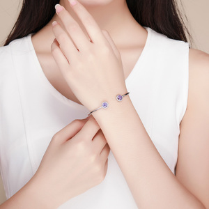 BAGREER SCB098 Semplice Ed Elegante Design AAA Cubic Zirconia Viola Cerchio Delle Donne Aperto Personalizzata Puro Argento Del Polsino Del Braccialetto Del Braccialetto