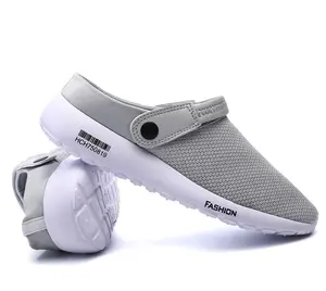 Zapatillas de moda transpirables de malla con punta cerrada para hombre, chanclas de verano, estilo novedoso