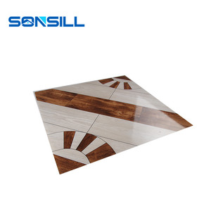 2x2 carreaux de <span class=keywords><strong>plafond</strong></span> en PVC DE forme carrée de <span class=keywords><strong>plafond</strong></span> 60x60 panneaux muraux en plastique - Product Image 1