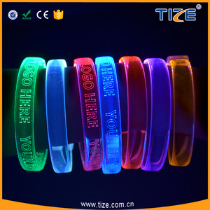 Led controlado por voz led writsband cotillón juguetes partido pulseras - Product Image 1
