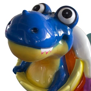 Venta al por mayor: Nuevas atracciones infantiles con temática <span class=keywords><strong>de</strong></span> dinosaurios, máquina <span class=keywords><strong>de</strong></span> <span class=keywords><strong>columpio</strong></span> a monedas con pantalla <span class=keywords><strong>de</strong></span> televisión, para parques <span class=keywords><strong>de</strong></span> atracciones al aire libre, U-Rides - Product Image 2