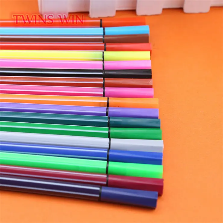 בתפזורת סיטונאי אספקת אמנות מסין 12 צבעים צבעי מים סמני לילדים שאינו רעיל רחיץ עט צבע עבור גרפיטי