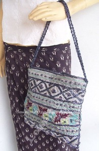 Nuevo Bolso de Diseño para Mujer, Bolso Bandolera, Geométrico, Rojo, Personalizable, Azul, Hecho a Mano, con Cierre de Cremallera, Casual - Product Image 2