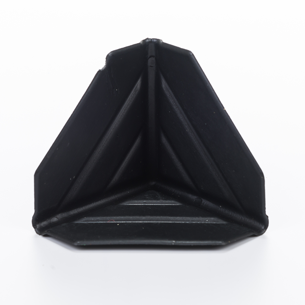 Защитный пластиковый угол для картонной коробки для доставки