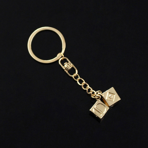 LLavero de estrella W <span class=keywords><strong>Han</strong></span> <span class=keywords><strong>Solo</strong></span>, colgante de dados Lucky Sabacc, Halcón Milenario, Cosplay - Product Image 2