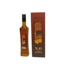 ISO 40% 600Ml Xo biologique Types de Brandy blanc distillé avec bouteille de Taiwan