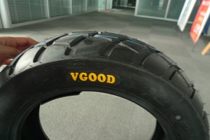 la marca de kenda neumático de la motocicleta y el tubo - Product Image 1