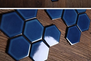 Adhesivo de Pared de Porcelana con Patrón Hexagonal Moderno, Superficie Pulida y Esmaltada, Antideslizante, CARIA GM8300, Grado AAA - Product Image 5