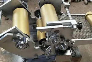 טורטיה מכונה יצרנית מסחרי קמח צ 'פאטי טורטיה ביצוע מכונת ייצור