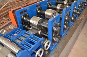 Machine à <span class=keywords><strong>fabriquer</strong></span> <span class=keywords><strong>des</strong></span> prix de machine à formater <span class=keywords><strong>des</strong></span> rouleaux de <span class=keywords><strong>quilles</strong></span> légères galvanisées - Product Image 4