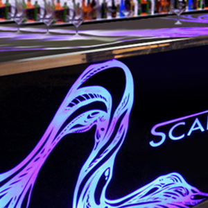 เคาน์เตอร์บาร์ร้านอาหารเชิงพาณิชย์สำหรับขายโต๊ะต้อนรับขนาดมาตรฐานสำหรับโรงแรมสำนักงานและบ้านทำจากแก้วโลหะ - Product Image 4