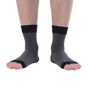 Ventas calientes de <span class=keywords><strong>Amazon</strong></span> Deportes Fascitis plantar Cuidado DE LOS PIES Calcetines de compresión Manga con soporte de arco y tobillo para hombres y mujeres - Product Image 6