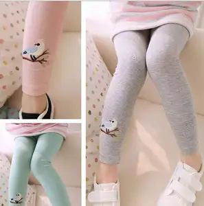 China Herstellung Winter warme Kinder Panta loon schlanke Leggings gedruckt süße Stickerei Mädchen Baumwolle Harems hose