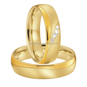 Classic Western 18K Chapado en <span class=keywords><strong>oro</strong></span> 316L Acero inoxidable Love Alliance Alianzas <span class=keywords><strong>DE</strong></span> BODA nupciales <span class=keywords><strong>Anillos</strong></span> <span class=keywords><strong>de</strong></span> moda para hombres y mujeres - Product Image 3