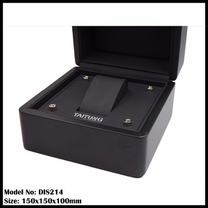 Caja de reloj de costura de placa de metal con patrón de cuero 2025 de lujo para hombres - Product Image 4