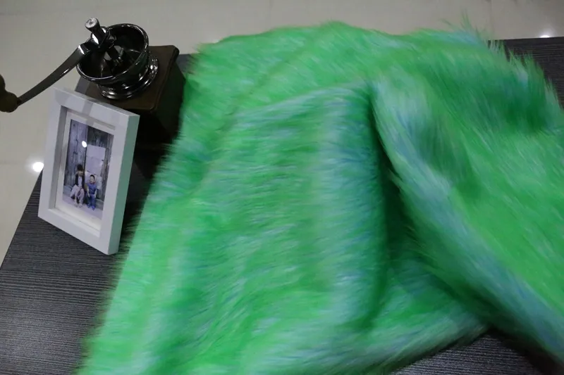 2017 più popolari incanalato faux fur made in China