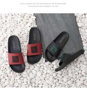 Zapatillas de playa con logotipo personalizado para hombre, chanclas de pu y pvc, deslizantes, personalizadas, de alta calidad, baratas, venta al por mayor