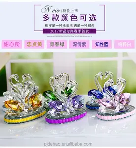 Wholesale Transparent Popular Wedding Favors Crystal Swan