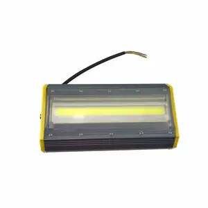 50 W LED 线性工程灯光学 PC 发动机 85-265Vac 通用电压输入无驱动 COB LED 泛光灯高湾照明