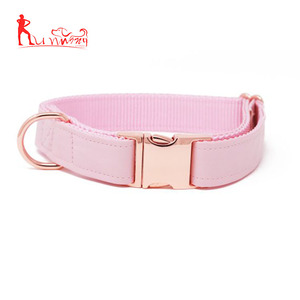 Collar para perro de piel sintética con hebilla de oro rosa - Product Image 5