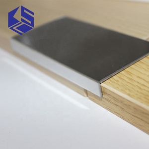 In acciaio inox scale <span class=keywords><strong>angolo</strong></span> <span class=keywords><strong>L</strong></span> a forma di <span class=keywords><strong>angolo</strong></span> di metallo tallone