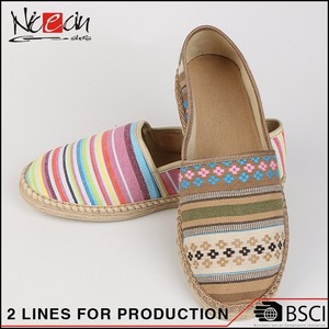Chinois confortable chaussures <span class=keywords><strong>De</strong></span> Mode Moins Cher Couleur Espadrille <span class=keywords><strong>De</strong></span> <span class=keywords><strong>Toile</strong></span> <span class=keywords><strong>De</strong></span> Chaussures Prix - Product Image 2