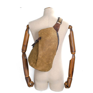 Borsa da uomo impermeabile a tracolla in pelle con tracolla in tela cerata - Product Image 6